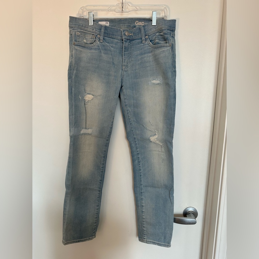Gap Girlfriend Jeans, 28r